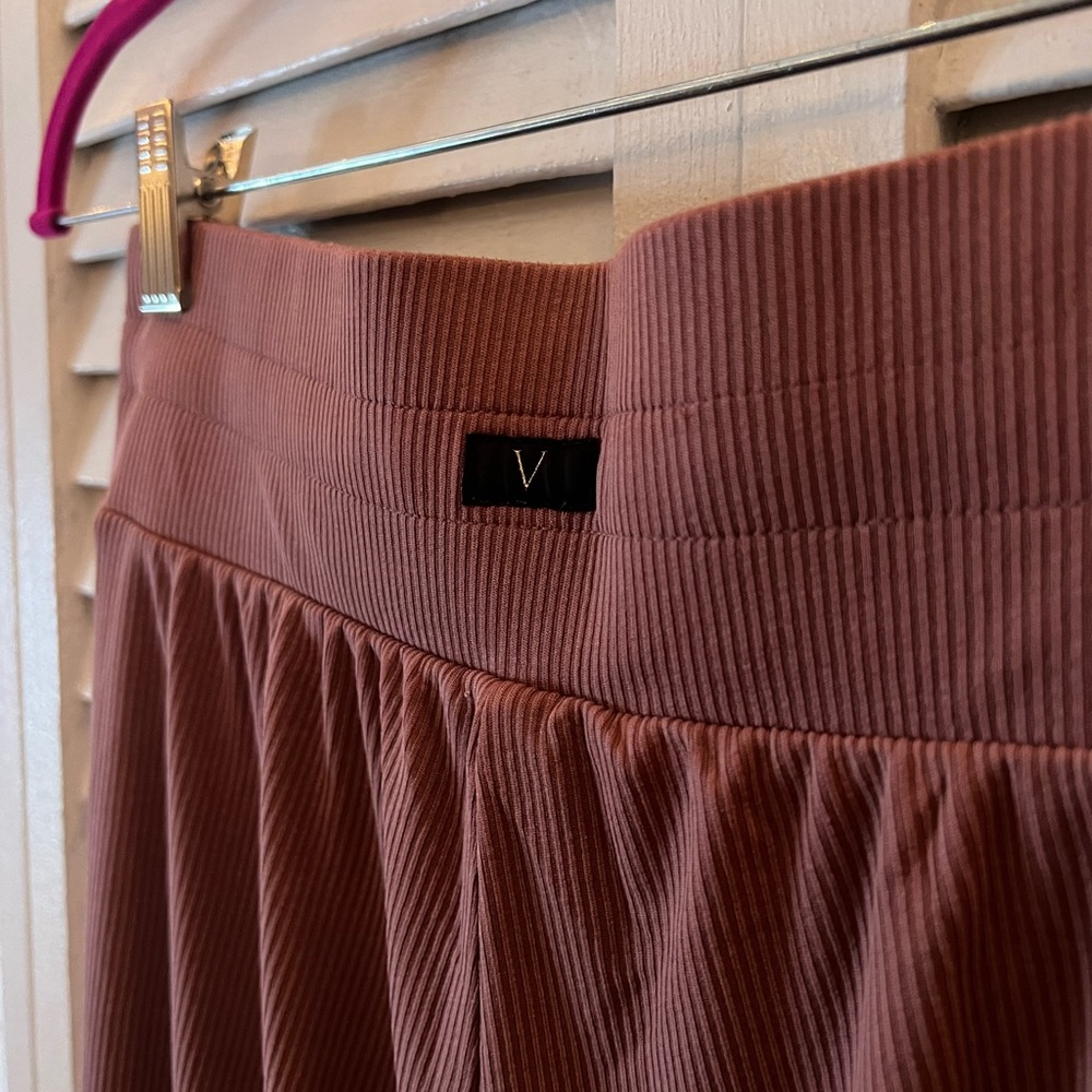 Victoria Secret-Featherweight Ribbed Joggers - Picture 3 of 7